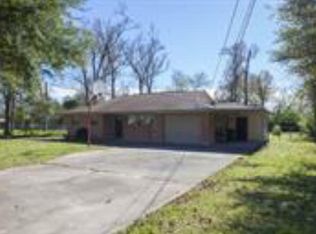 410 Christy Ln, Bridge City, TX 77611