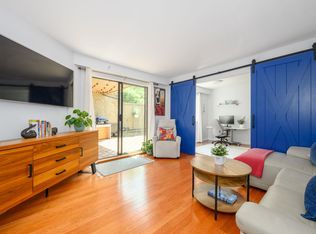 1500 Pendrell St #104, Vancouver, BC V6G3A5