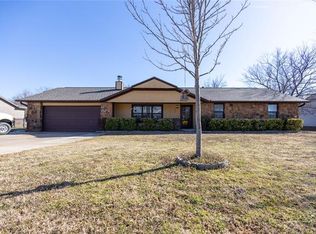 10624 E 112th Pl N, Owasso, OK 74055