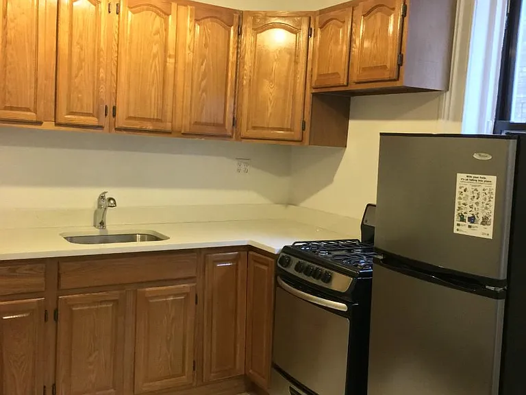 248 E 90th St #3C — Photo 1