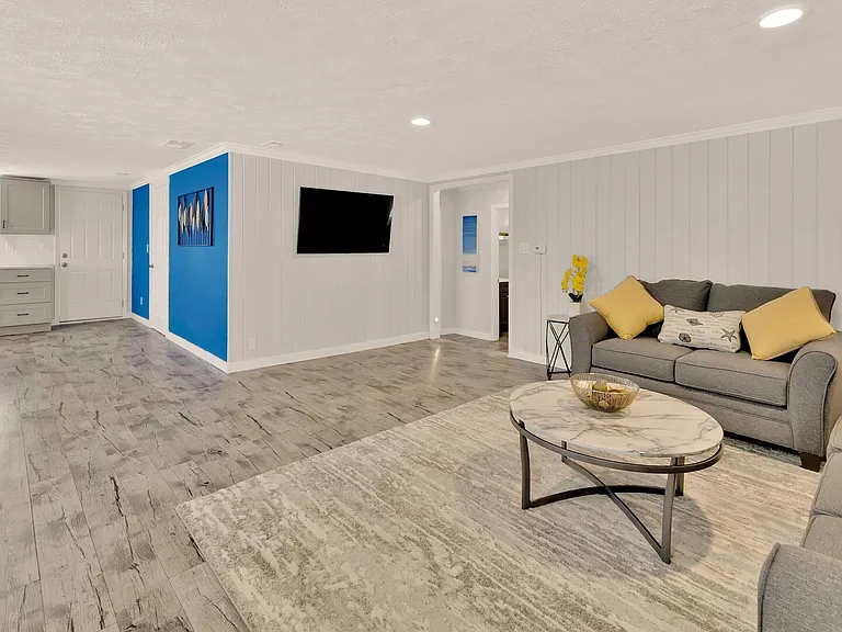 22615 Hilltop Ave #1 — Photo 12