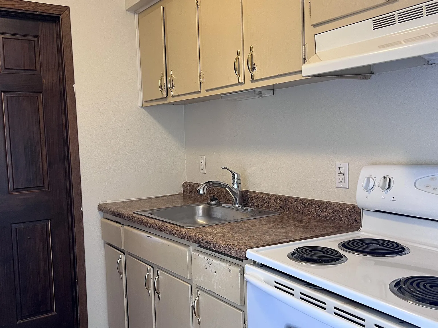 241 South Madison Street - 101 — Photo 2