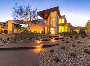 94 Hawk Ridge Dr, Las Vegas, NV 89135
