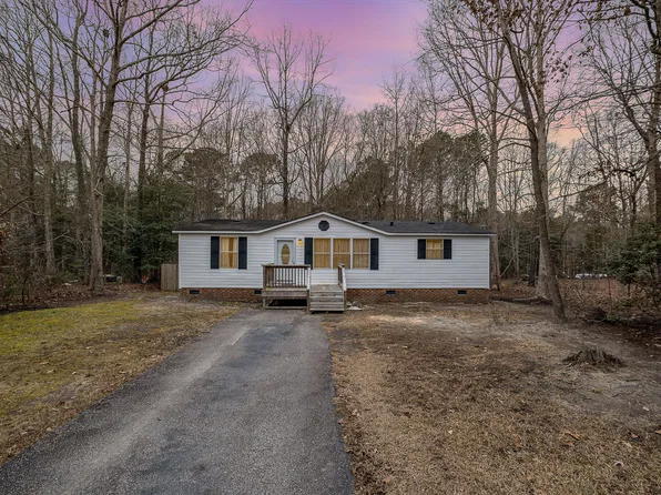 6821 Woodtrace Dr, Wendell, NC 27591