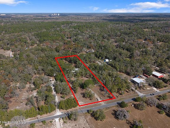 2nd image of 15031 Bailey Hill Rd