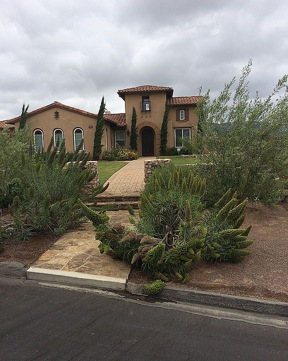 2nd image of 30865 E Bel Monte Ct