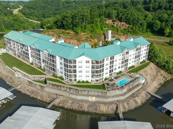 186 Sunset Palms #3-C, Camdenton, MO 65020