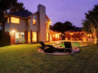 1922 Waterford Dr, Grapevine, TX 76051