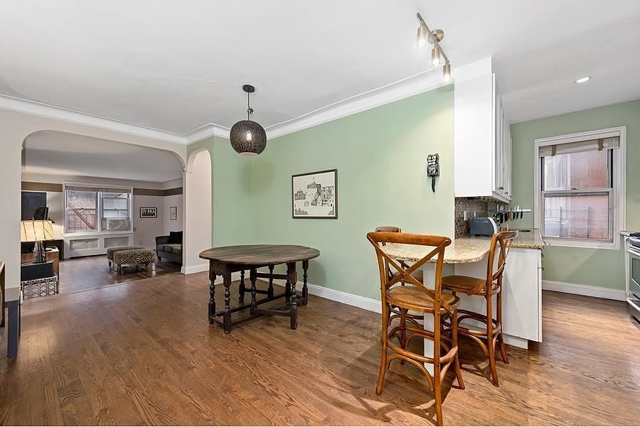 1st image of 300 W 53rd St APT 5K