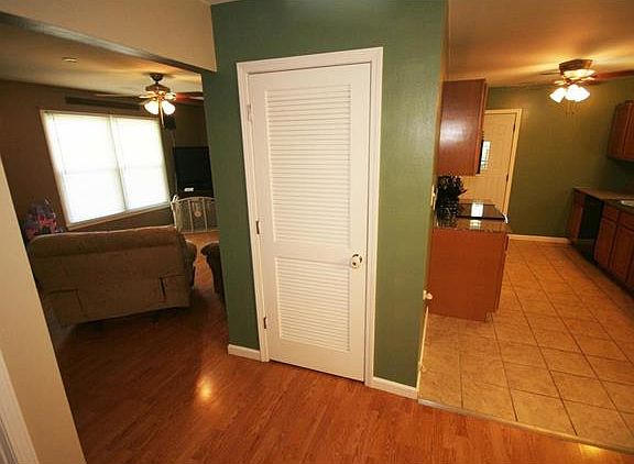 5th image of 1014 Helvetia Dr