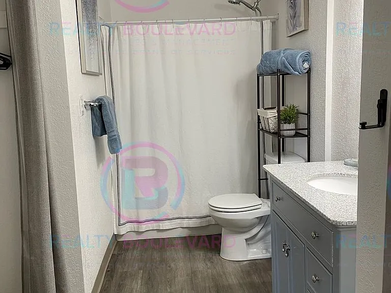 2450 Lymbery St #230 — Photo 9