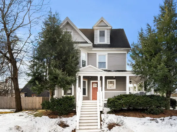 4 Hall Avenue, Nashua, NH 03064