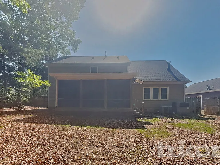 3200 Oliver Dr — Photo 15
