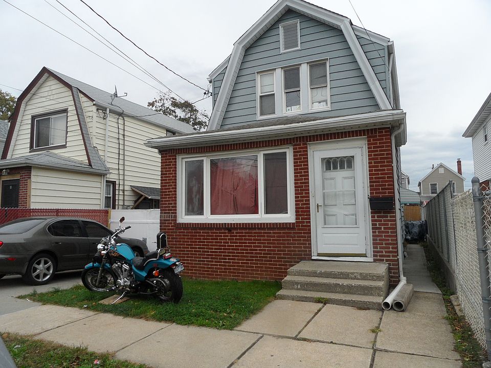 1st image of 22218 95th Ave
