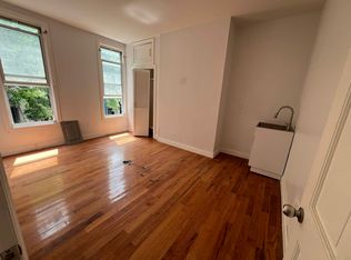 21 Ditmars St #3, Brooklyn, NY 11221