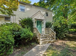 11 Woodycrest Dr, Northport, NY 11768