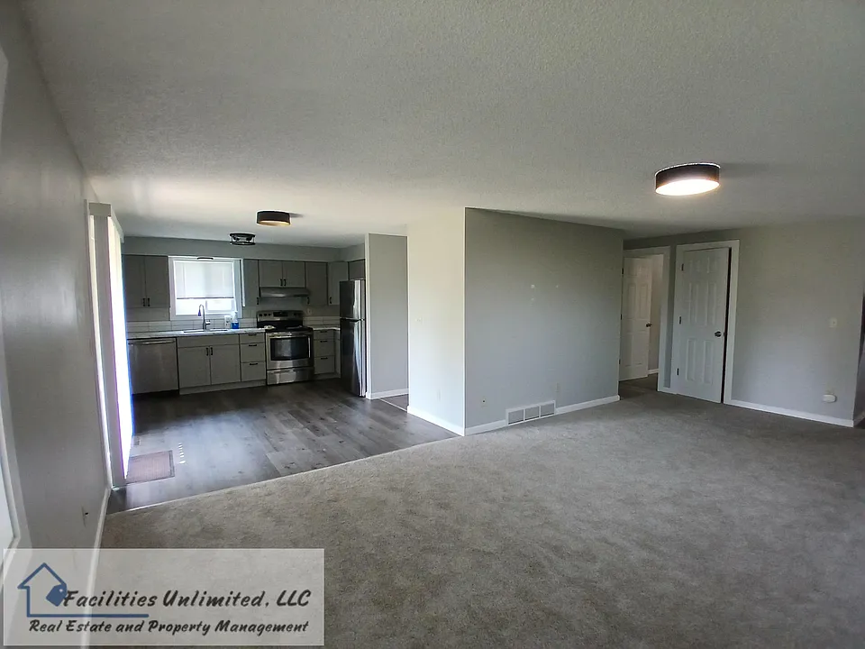 917 Silver Leaf Pl