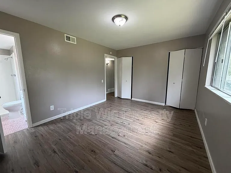 11050 Linnell Dr — Photo 21