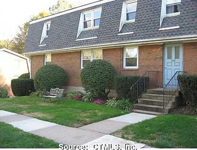 Beautifully kept grounds!