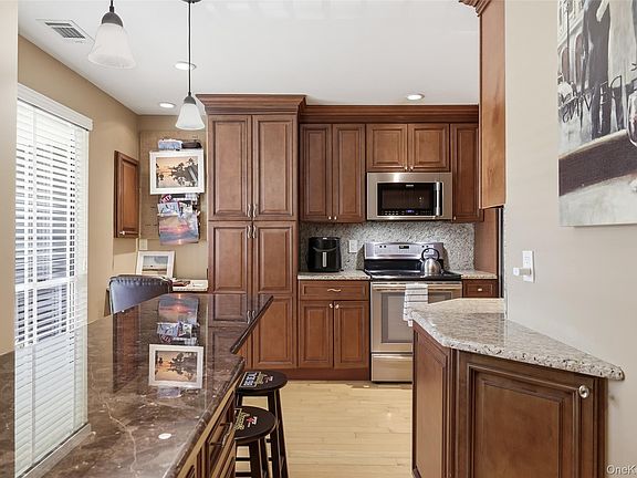 5th image of 100 Baker Court #22