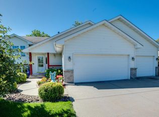 534 Monnens Ave, Shakopee, MN 55379
