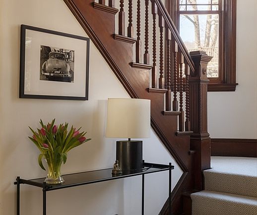 3rd image of 40 Marion Rd