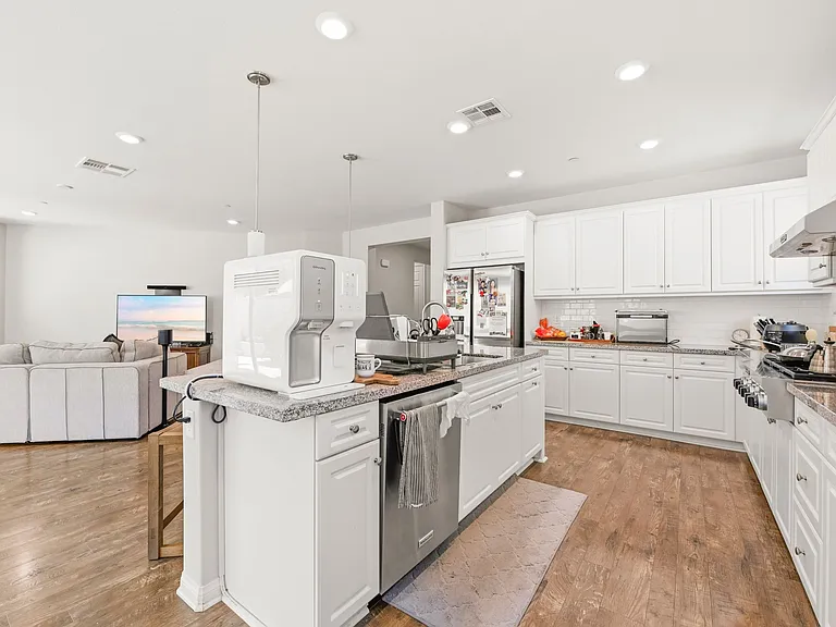 13025 Moonstone Pl — Photo 17