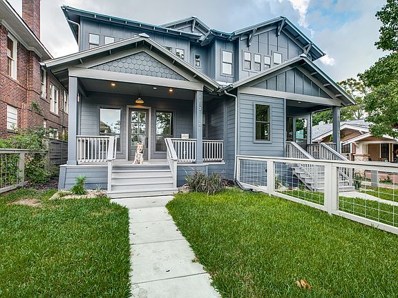 3rd image of 1132 W Mistletoe Ave #101