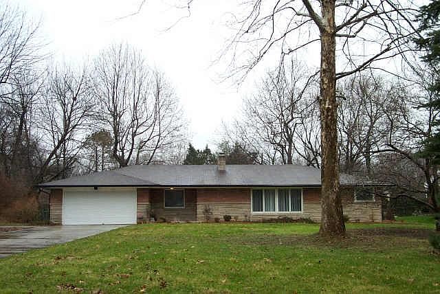 1st image of 4146 N Ashbourne Ln