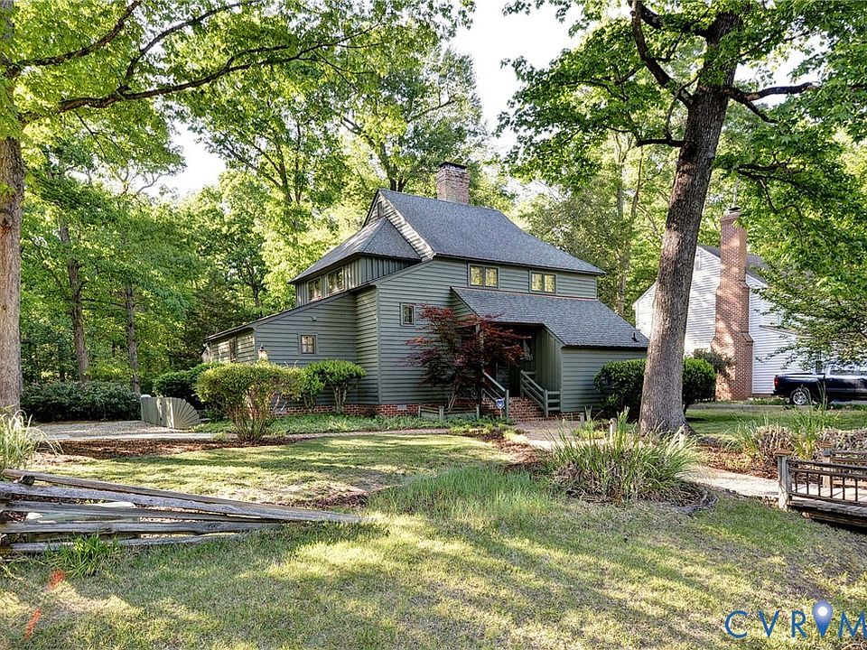 1st image of 1700 Greenfield Dr