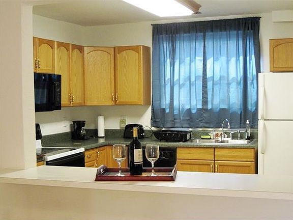 3rd image of 2059 NE 139th St