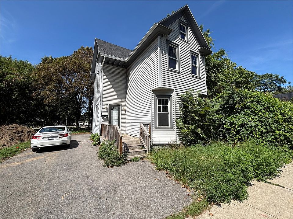 1st image of 933 Jefferson Ave