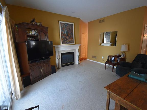 5th image of 1154 Bergmann Dr