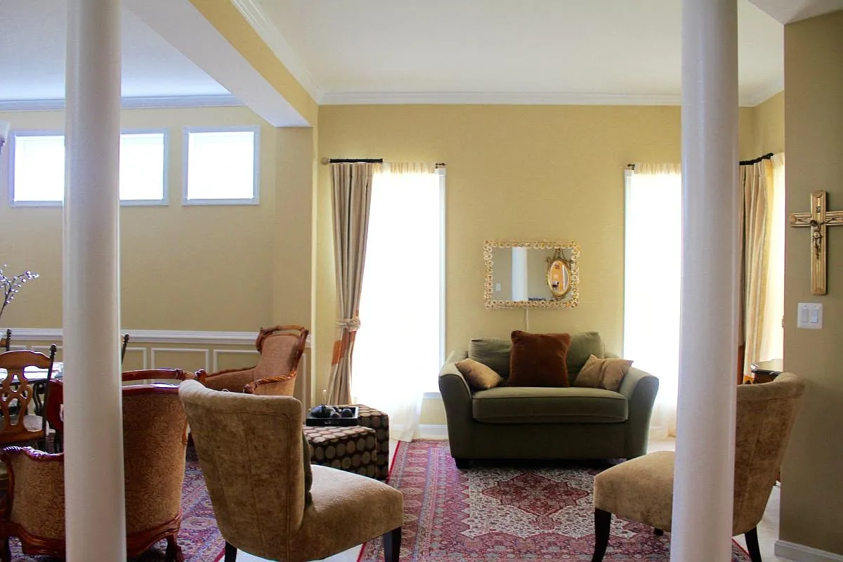 Living Room - 9063 Galvin Ln