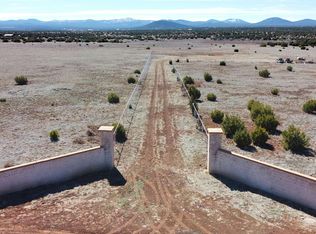 12 N 3107th, Vernon, AZ 85940