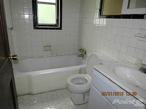 5th image of 1610 S Highland St