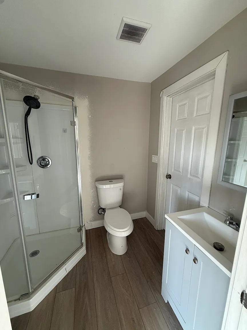 139 Lupton St photo 1