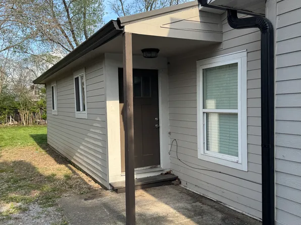 317B Cemetery Ave, Gallatin, TN 37066