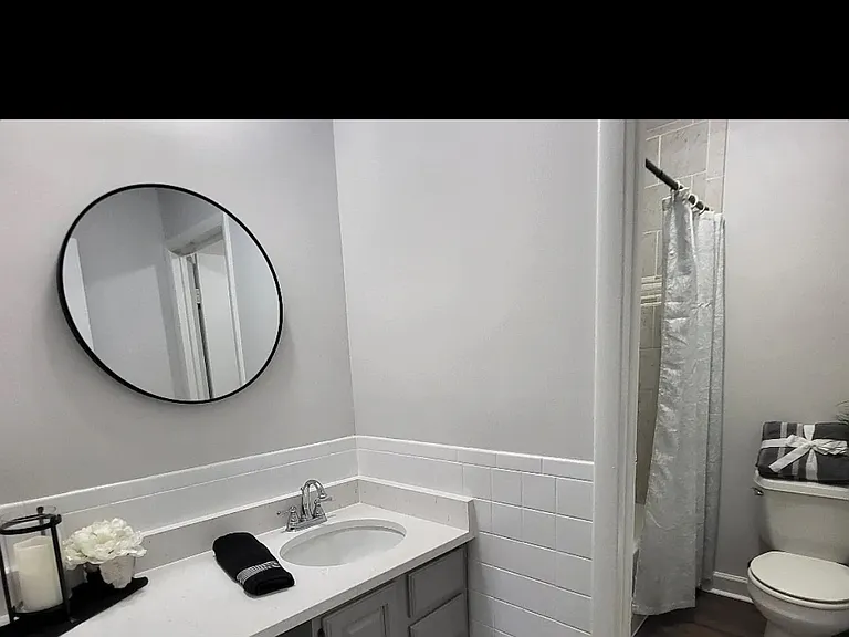 9S201 Lake Dr #207 — Photo 9