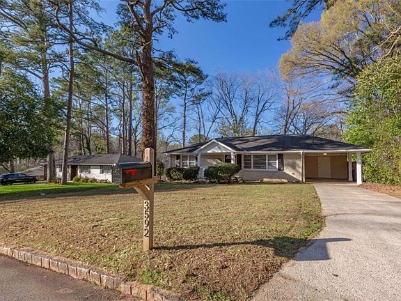 3rd image of 3592 Barrington Pl