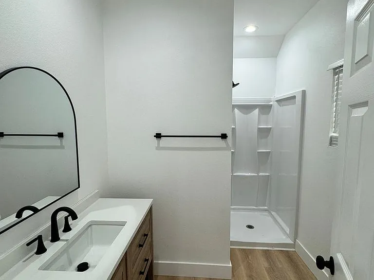 5201 E Anaheim Rd. — Photo 16