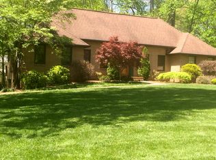 4192 Dimholt Ct, Winston Salem, NC 27104