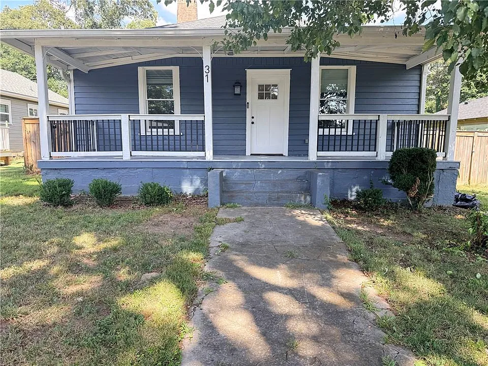 31 Mildred Pl NW