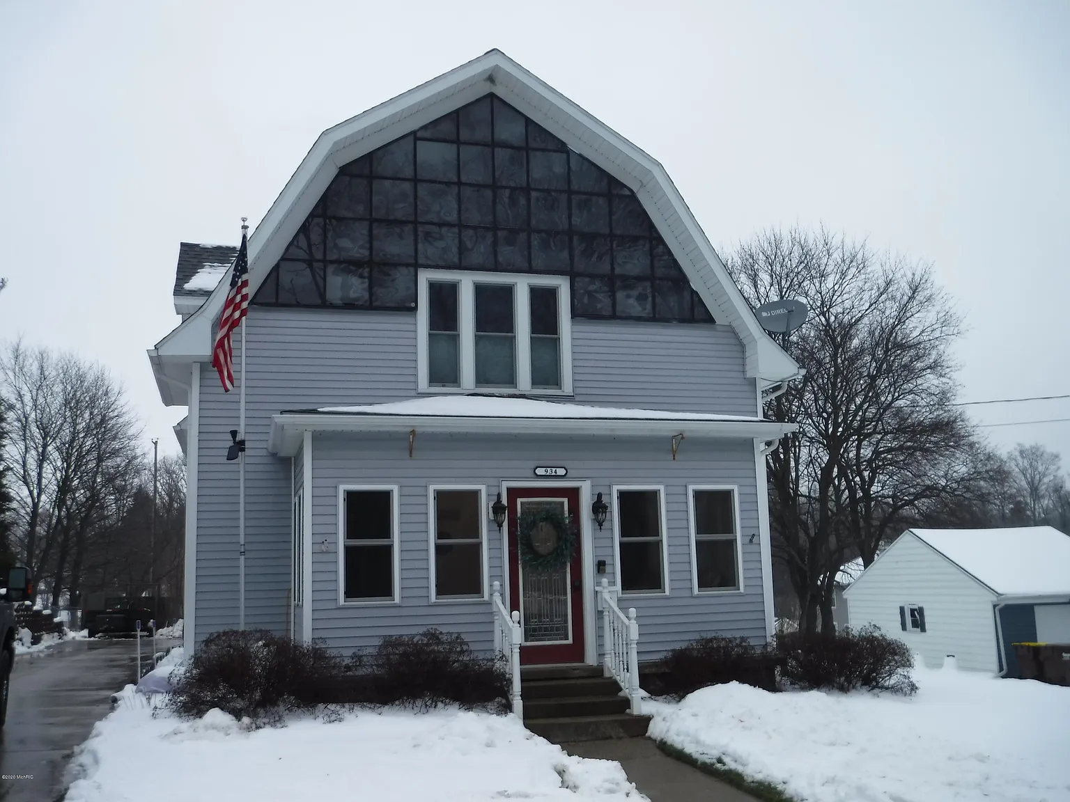 934 Yeomans St photo 1