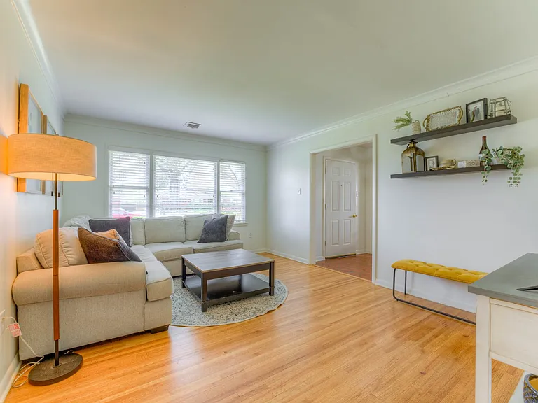 1636 Whitewater Rd — Photo 11