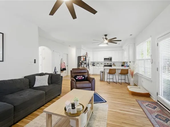 1728 Eleni Ct, Virginia Beach, VA 23453