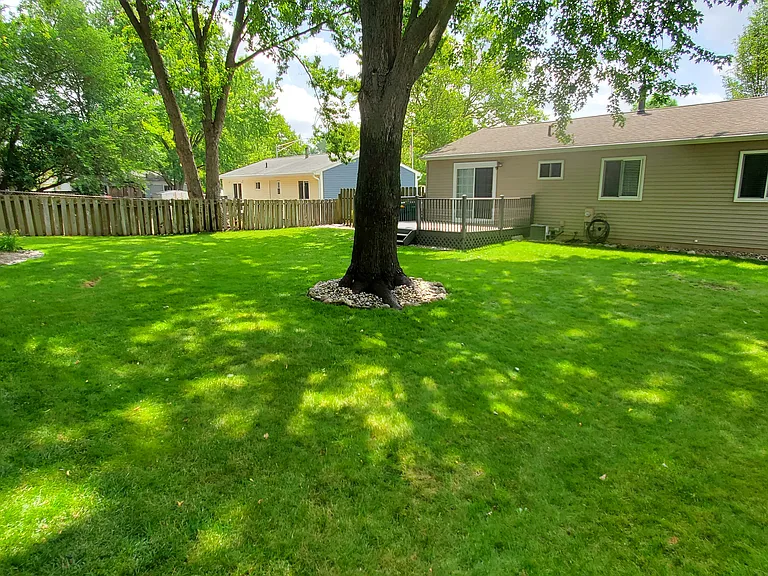 736 Glenwyth Rd — Photo 20