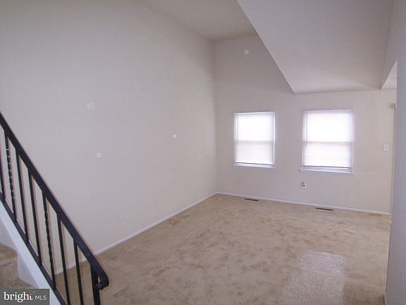 5th image of 322 Palmetto Dr