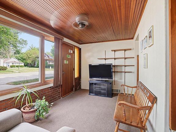 5th image of 354 Prospect AVENUE