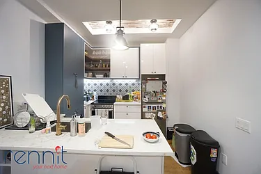 Rented by Rennit Inc.